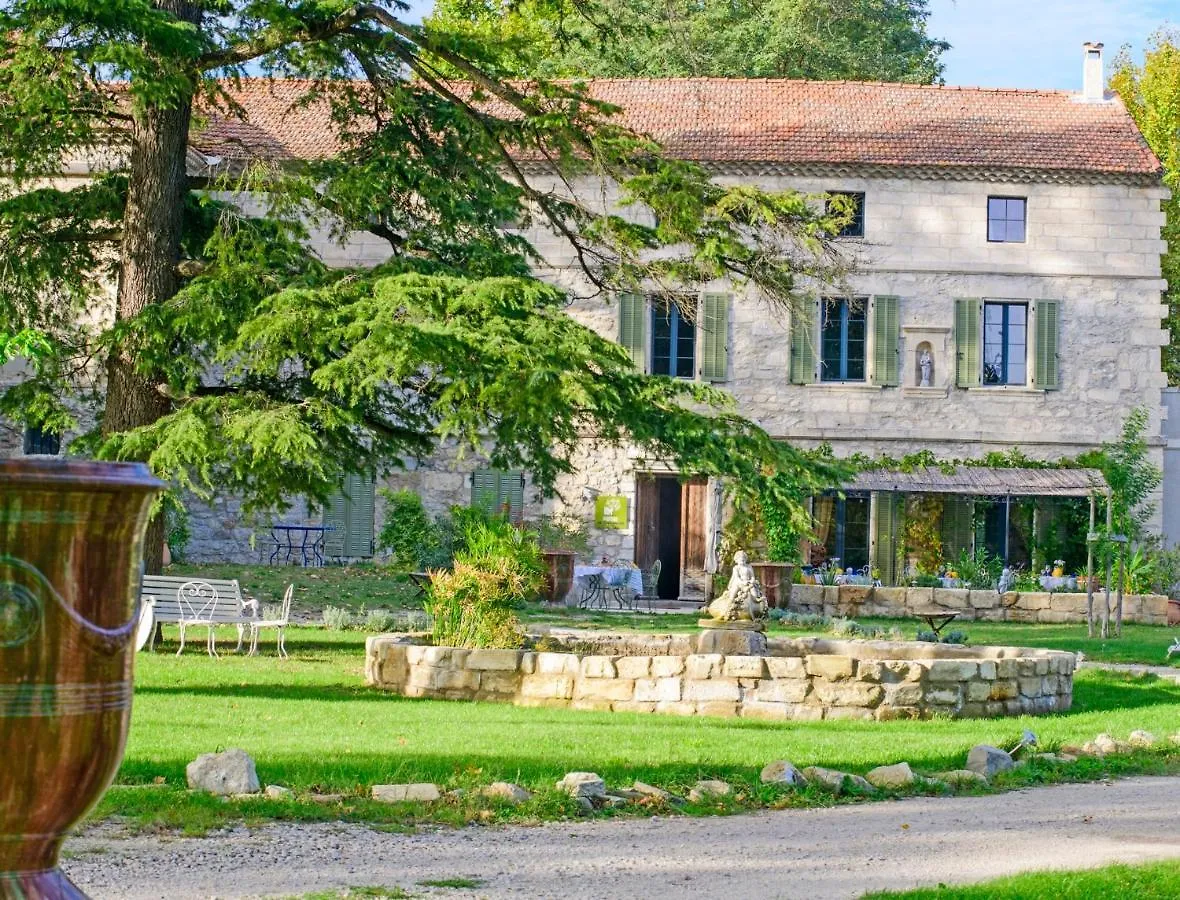 Bastide de Bellegarde Bed and Breakfast Avignon Bed & Breakfast