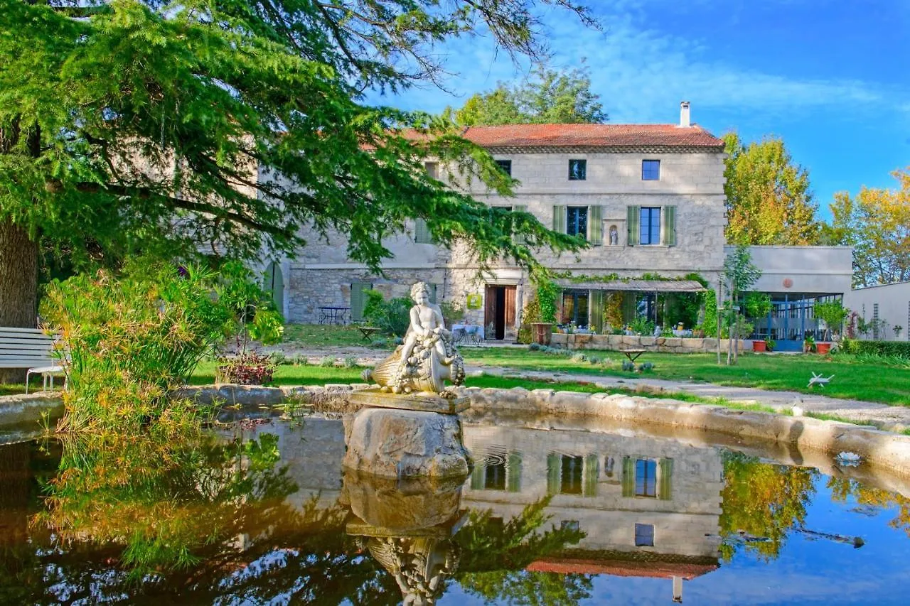 Bastide de Bellegarde Bed and Breakfast Avignon Bed & Breakfast